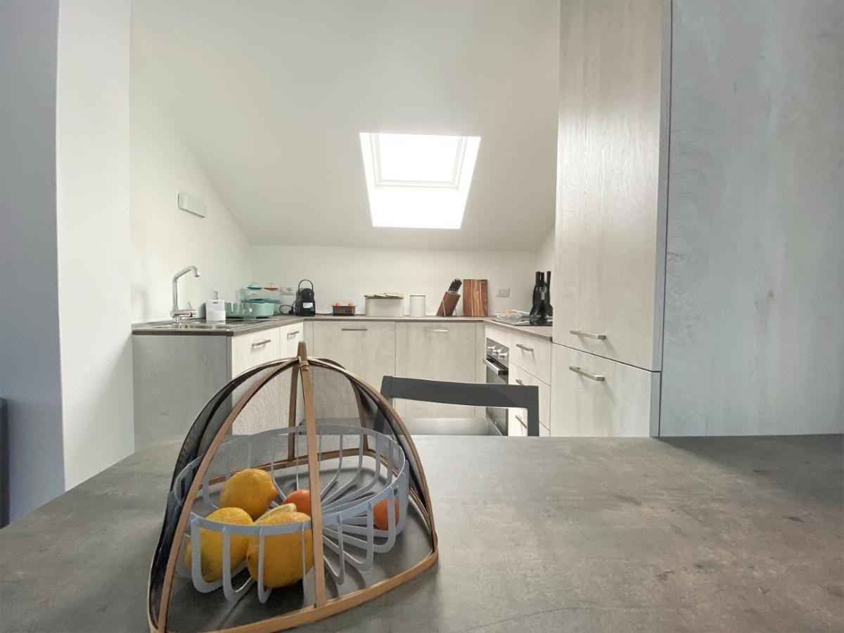 La Rondinella - Loft With Fantastic View On Lake Como Apartment อาร์เจโญ ภายนอก รูปภาพ